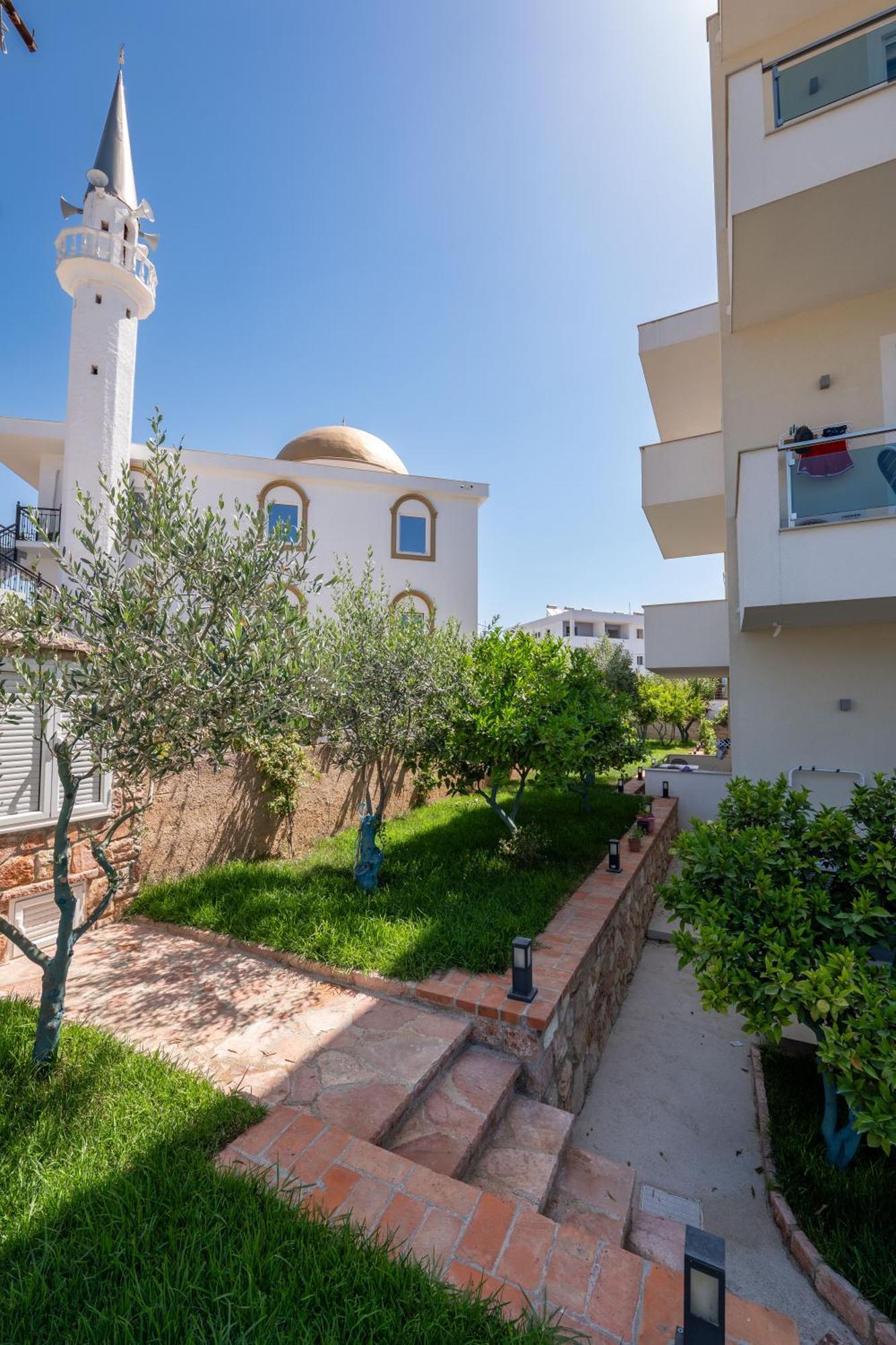 Hotel Golden Ksamil