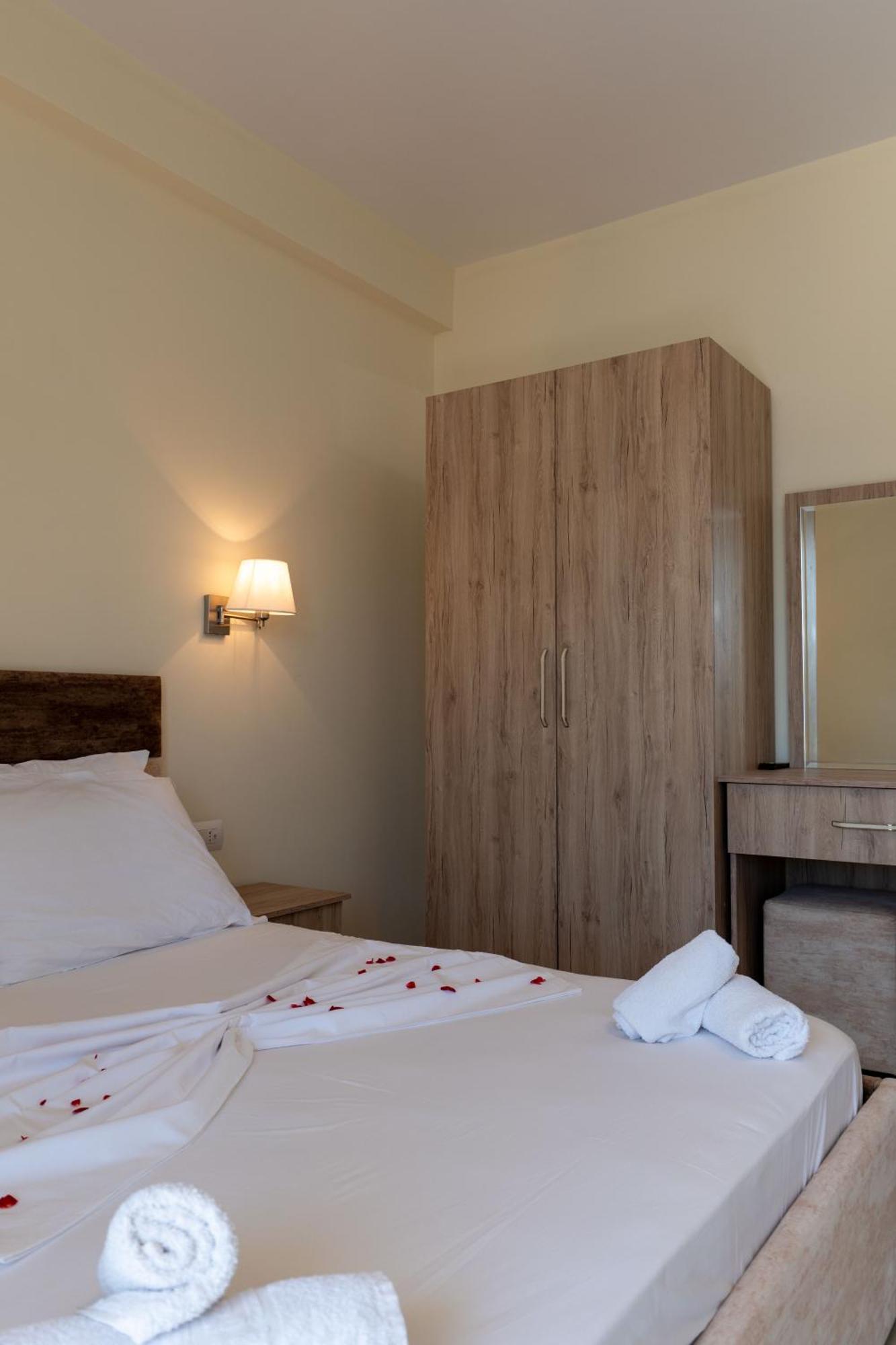 Golden Hotel