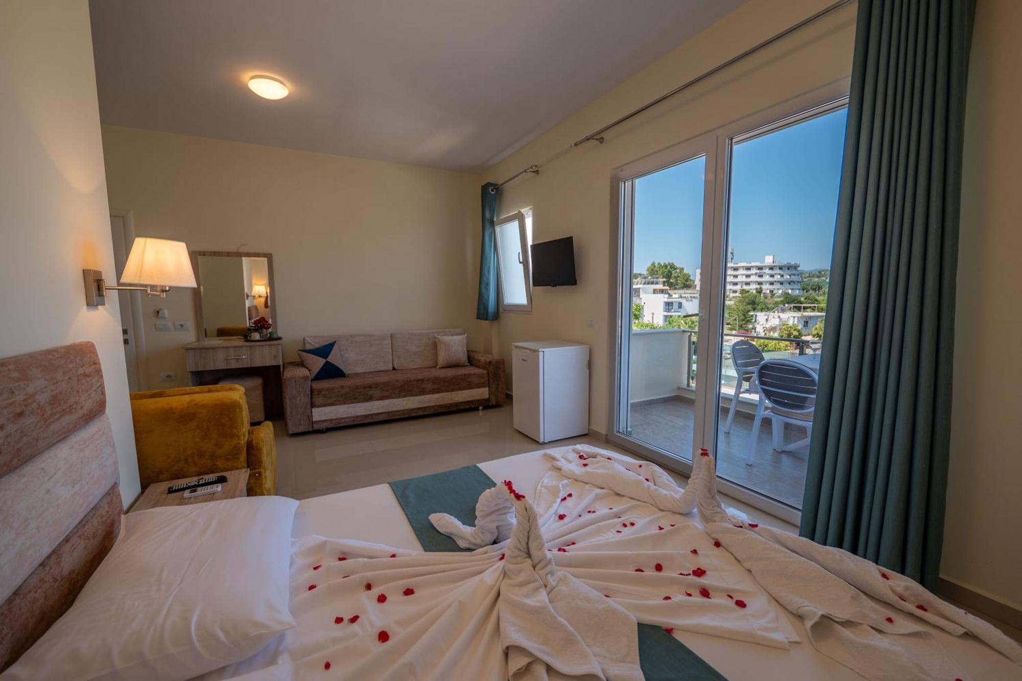 Hotel Golden 4*